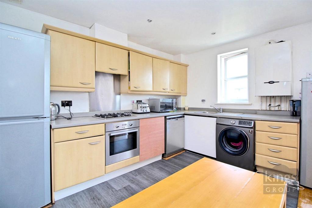 Gareth Drive, Edmonton, N9 2 bed apartment - £255,000