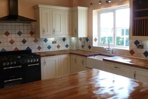 4 bedroom detached house to rent, Saxon Way, Cheddar