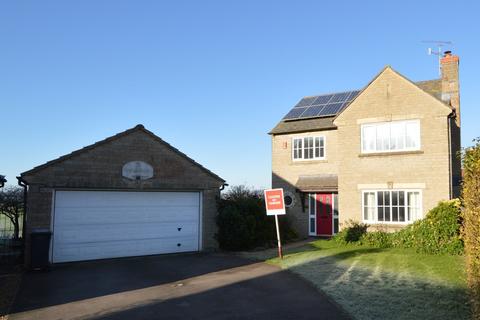 4 bedroom detached house to rent, Saxon Way, Cheddar