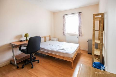 2 bedroom apartment for sale, Dalrymple Close N14