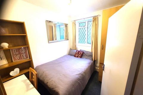 1 bedroom flat to rent - Kings Road, London, SW10 0TP