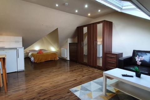 1 bedroom flat to rent, Balmoral Road, London, NW2 5BG