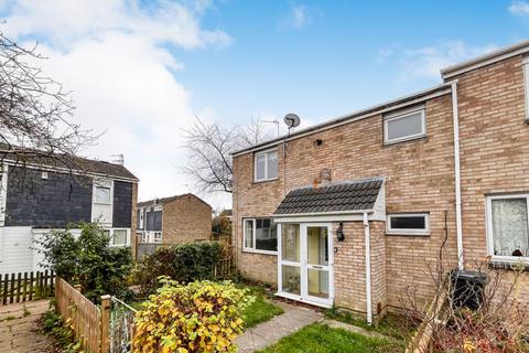 3 bedroom semi-detached house to rent, Chevin avenue, Leicester, LE3