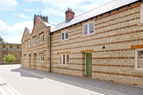 3 bedroom house to rent, Moat Lane, Towcester, Northamptonshire, NN12
