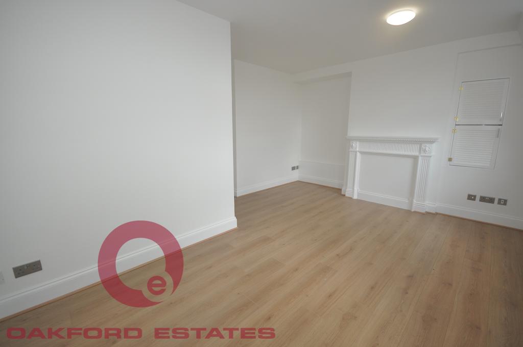 Apartment in Euston - More