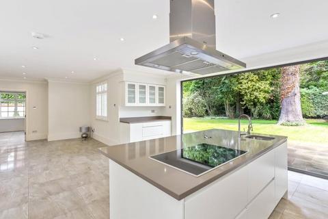 5 bedroom detached house to rent, Ridgemount Road, Sunningdale, Berkshire