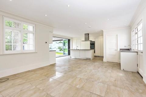 5 bedroom detached house to rent, Ridgemount Road, Sunningdale, Berkshire