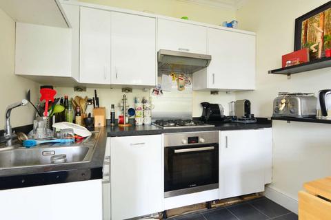 2 bedroom flat to rent - Hackford Road, Stockwell, London