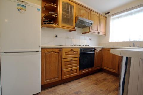 1 bedroom flat for sale, Gurney Close, Barking, IG11