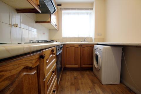 1 bedroom flat for sale, Gurney Close, Barking, IG11