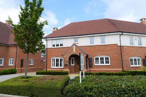 3 bedroom semi-detached house to rent, Calvert Link, Faygate, Horsham, RH12