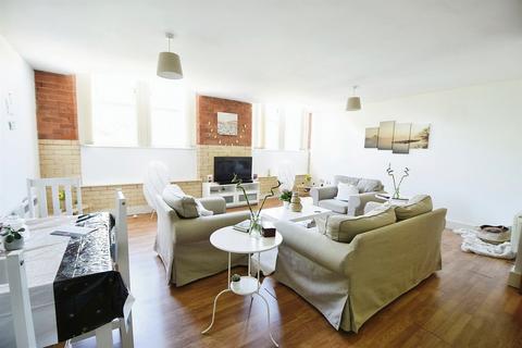 2 bedroom apartment for sale, Bromley House, Church Street, Beeston, NG9 1FA