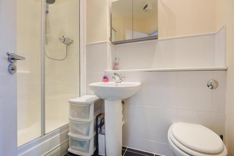 2 bedroom apartment to rent, Luscinia View,  Napier Road,  RG1