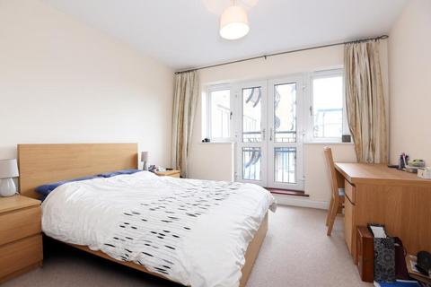 2 bedroom apartment to rent, Luscinia View,  Napier Road,  RG1