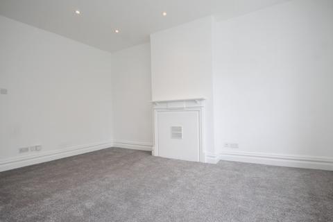 3 bedroom flat to rent, The Drive, Golders Green, NW11