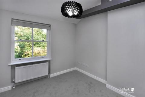 1 bedroom flat to rent, Exeter Road, Kilburn NW2