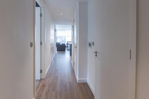1 bedroom apartment for sale, Piazza Walk, London, E1