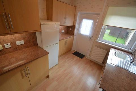 2 bedroom terraced house to rent, Clydesdale Avenue, Hamilton