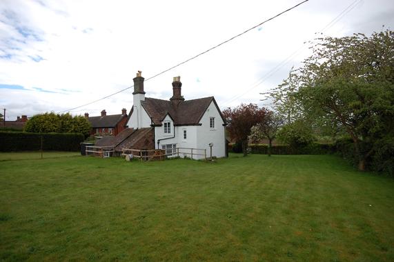 Cherry Tree Cottage 6 Newton Bridgnorth Shropshire Wv15 4 Bed