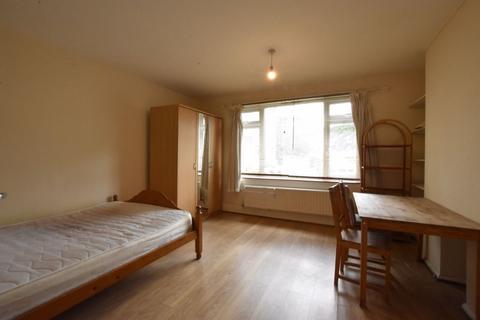 1 bedroom apartment to rent, Penrhyn Gardens, Kingston, KT1