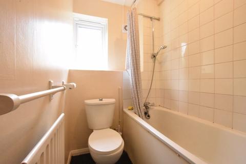 1 bedroom apartment to rent, Penrhyn Gardens, Kingston, KT1