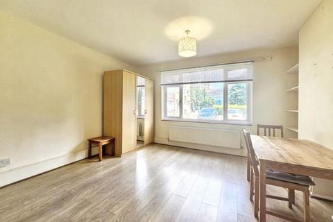 1 bedroom apartment to rent, Penrhyn Gardens, Kingston, KT1