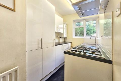 1 bedroom apartment to rent, Penrhyn Gardens, Kingston, KT1