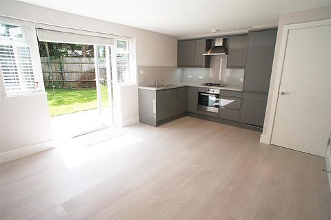 undefined, Grosvenor Court, Southgate, London