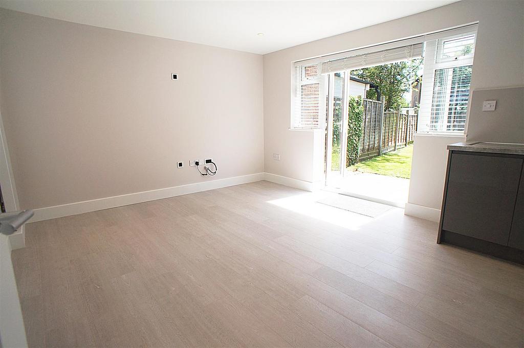 Lounge area.JPG