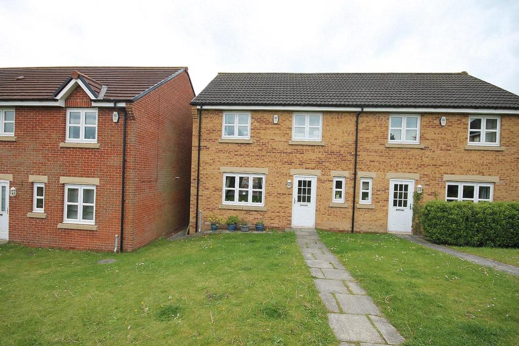 Sewell Court, Crook 3 bed semidetached house £135,000