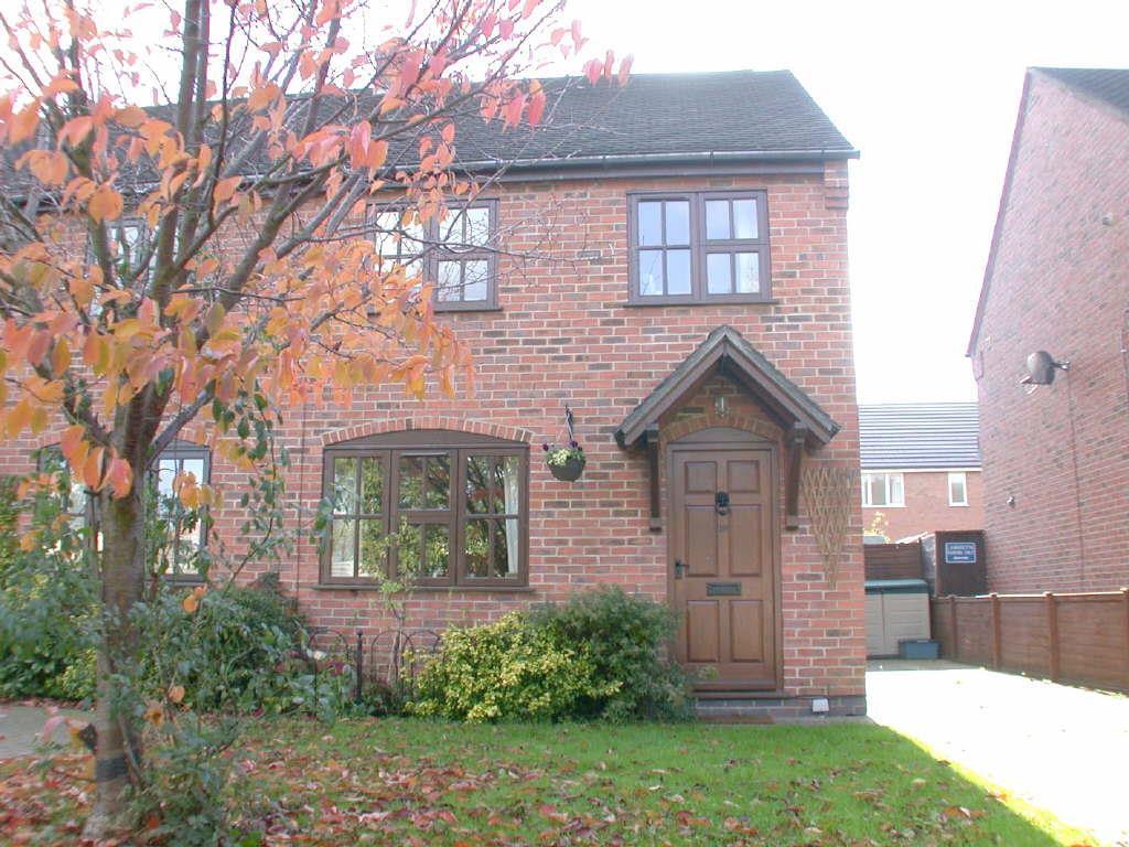 Rugby Close, Market Harborough 2 bed townhouse £625 pcm (£144 pw)
