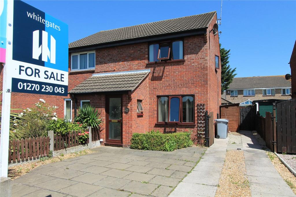 Mablins Lane, Crewe, Cheshire, CW1 2 bed semidetached house £127,000