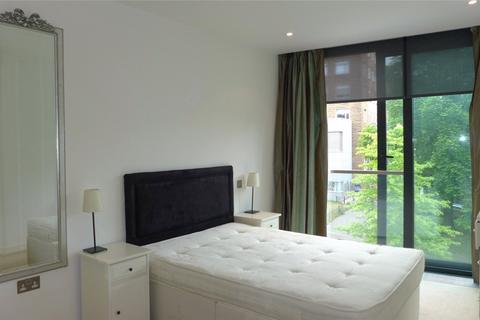 2 bedroom apartment to rent, Simpson Loan, Lauriston, Edinburgh