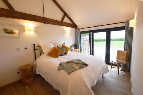 1 bedroom barn conversion to rent, Edens Lane, Carlton, MK43