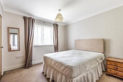 2 bedroom apartment to rent, Reliance Way,  East Oxford,  OX4