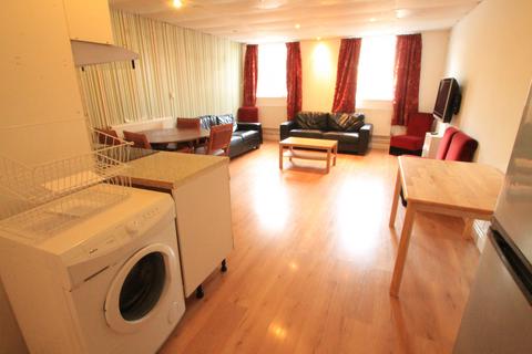 2 bedroom flat to rent, Kember Street, Islington, London, N1