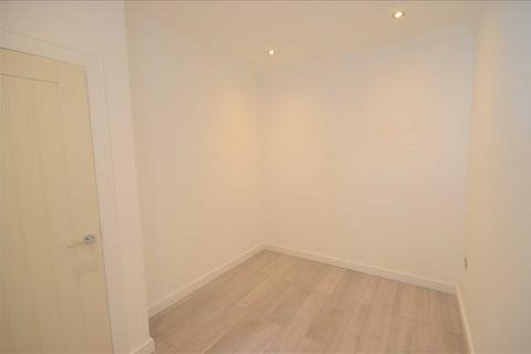 1 bedroom apartment to rent, High Street North, East Ham