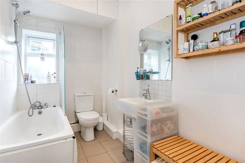 2 bedroom flat to rent, Upper Street, Islington, London