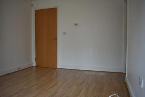 2 bedroom apartment to rent, Priory Chase, West Yorkshire WF8