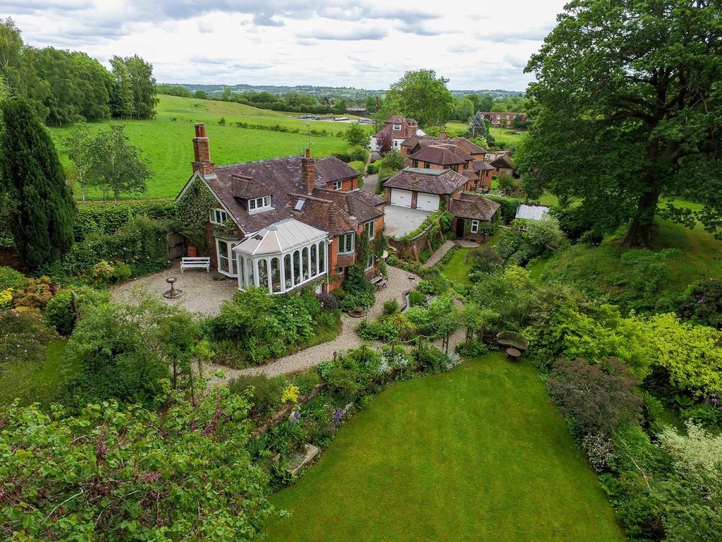 Birches Lane, Withybed Green, Alvechurch, Birmingham, B48 5 bed cottage