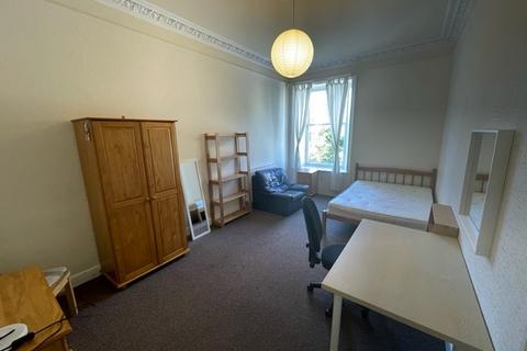 3 bedroom flat to rent, Warrender Park Road, Marchmont, Edinburgh, EH9