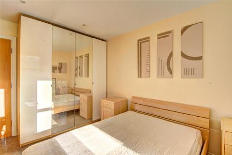 2 bedroom apartment to rent, Curzon Place, Gateshead, NE8