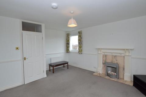 2 bedroom flat to rent, Davaar Drive, Kirkcaldy, KY2