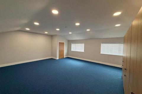 Office to rent - Large Office West Parley