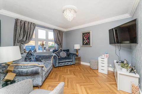 5 bedroom semi-detached house for sale, Milton Road, ROMFORD