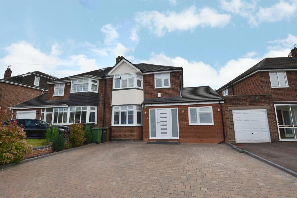 Odensil Green, Solihull 4 bed semidetached house £400,000
