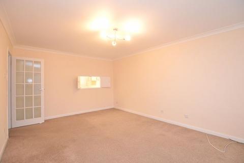 2 bedroom apartment to rent, The Avenue, Hatch End