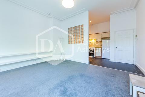 undefined, Alexandra Park Road, Muswell Hill, London