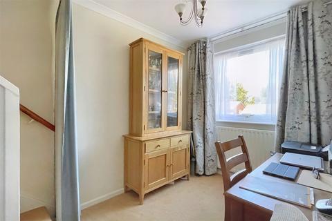 56 Ashdown Close, Chandler's Ford, Eastleigh, SO53 5QF