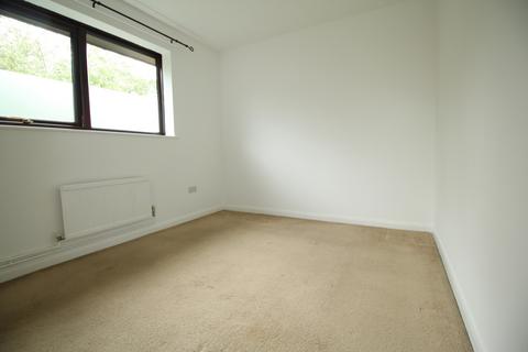 1 bedroom maisonette to rent, Slade End, Theydon Bois, CM16